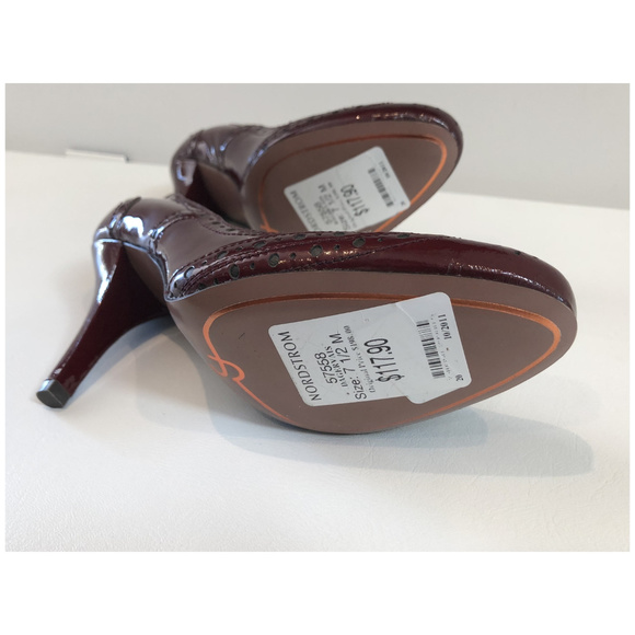 Joan & David Patent Leather Perforated Pumps - Picture 8 of 8